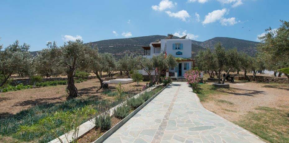 L'entrée de Madilides à Sifnos