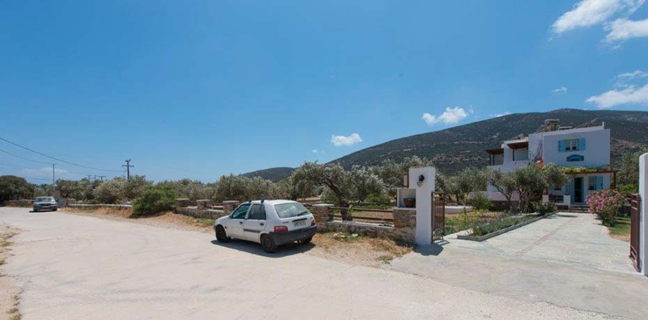 L'entrée de Madilides à Sifnos